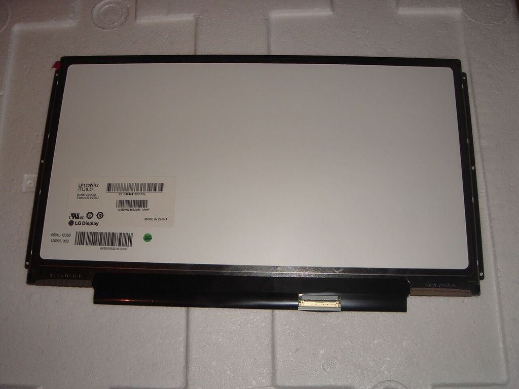 Dalle 13.3" LG Philips LP133WH2TLM4 13.3'' Slim 40 Pins (1Pixel mort)